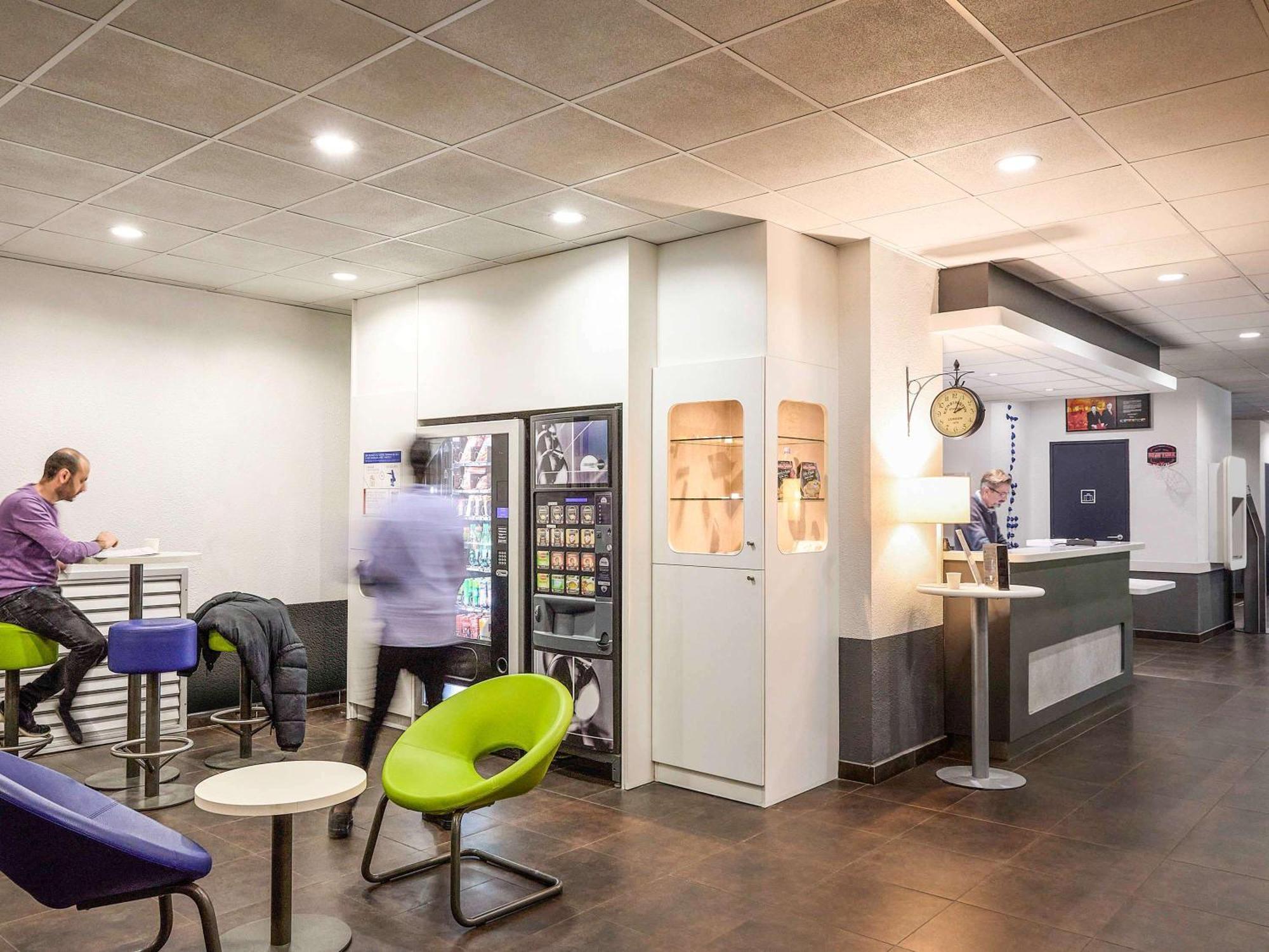 Ibis Budget Lille Gares Vieux-Lille Exterior photo